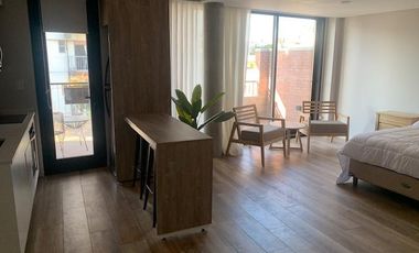 Monoambiente con balcón amoblado y equipado