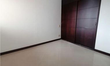 APARTAMENTO PARA LA VENTA EN LAURELES