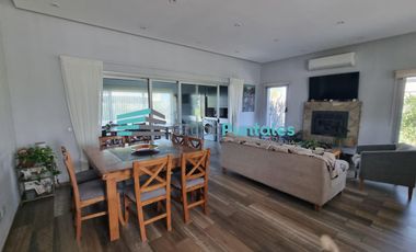Casa en 1 planta en Barrio Lagos de Canning de 3 dormitorios más piscina