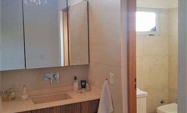 alquiler CASA de SUPER DISEÑO, Pileta Climatizada.- Mensual