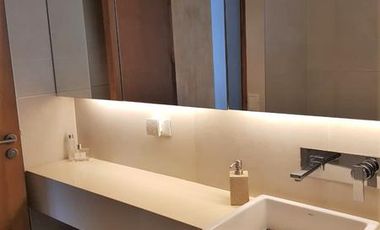 alquiler CASA de SUPER DISEÑO, Pileta Climatizada.- Mensual
