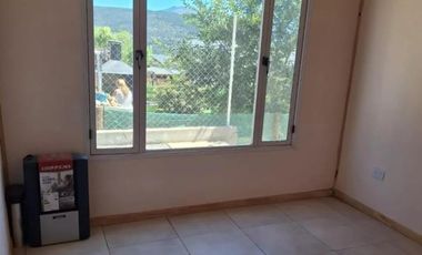 Casa en venta - 2 Dormitorios 1 Baño - Cochera - 200Mts2 - San martín de Los Andes