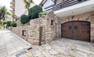 Casa con cochera cubierta en PH a ESTRENAR en Lomas De Stella Maris