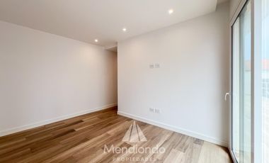 Casa con cochera cubierta en PH a ESTRENAR en Lomas De Stella Maris
