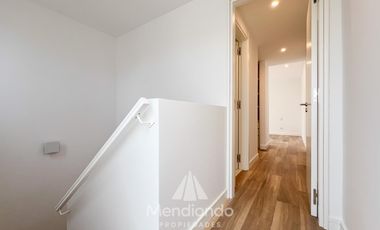Casa con cochera cubierta en PH a ESTRENAR en Lomas De Stella Maris