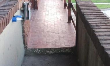 Casa en venta - 3 Dormitorios 1 Baño - Local - 324Mts2 - Mar del Plata