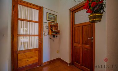 OPORTUNIDAD VENTA CASA ZONA SUR BARRIO CUPANI