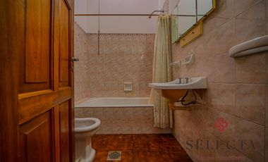 OPORTUNIDAD VENTA CASA ZONA SUR BARRIO CUPANI