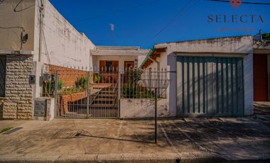 OPORTUNIDAD VENTA CASA ZONA SUR BARRIO CUPANI