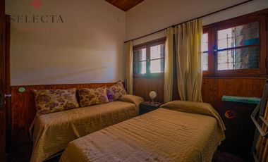 OPORTUNIDAD VENTA CASA ZONA SUR BARRIO CUPANI