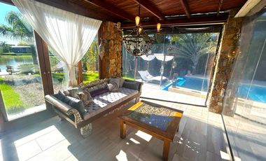 Casa en venta / Alquiler la Laguna muelle playa en Barrio Sa