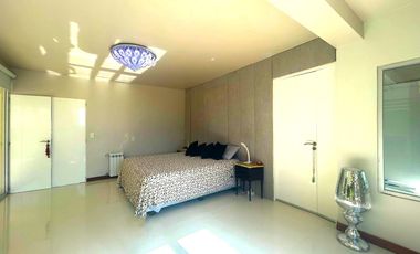 Casa en venta / Alquiler la Laguna muelle playa en Barrio Sa