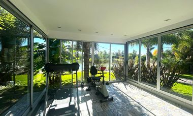 Casa en venta / Alquiler la Laguna muelle playa en Barrio Sa