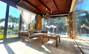 Casa en venta / Alquiler la Laguna muelle playa en Barrio Sa