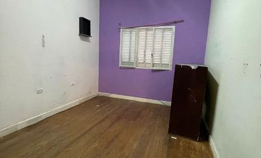 PH en  alquiler de 3 ambientes con patio y terraza - Wilde