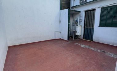 PH en  alquiler de 3 ambientes con patio y terraza - Wilde