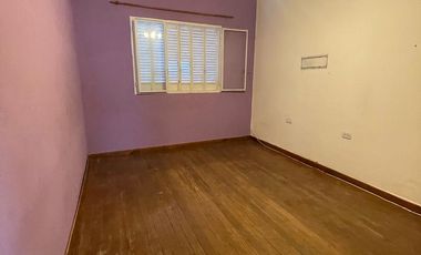 PH en  alquiler de 3 ambientes con patio y terraza - Wilde