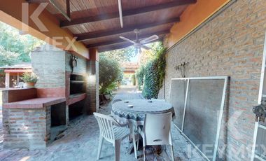 Casa en venta/ Alquiler de 4 dormitorios en Gonnet