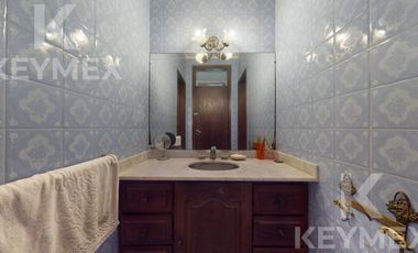 Casa en venta/ Alquiler de 4 dormitorios en Gonnet