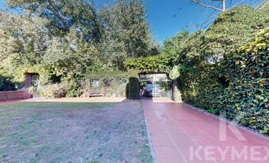 Casa en venta/ Alquiler de 4 dormitorios en Gonnet