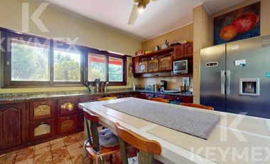 Casa en venta/ Alquiler de 4 dormitorios en Gonnet