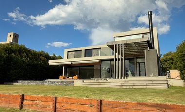 Casa en venta en 5 ambientes en Nordelta, El Golf, GBA Norte