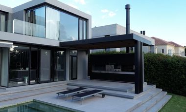 Casa en venta en 5 ambientes en Nordelta, El Golf, GBA Norte