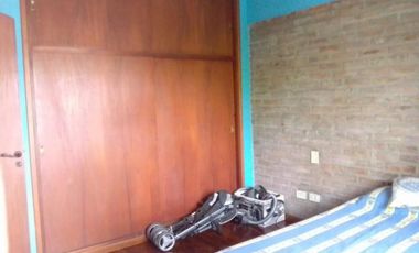 Casa en venta - 3 Dormitorios 2 Baños - Cocheras - 300Mts2 - Villa Lugano