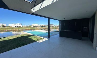 Casa en Costas, Puertos.