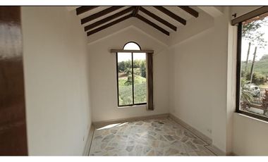 Casa campestre independiente para la venta en Cerritos, Pereira!!!