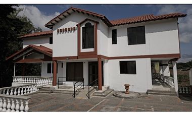 Casa campestre independiente para la venta en Cerritos, Pereira!!!