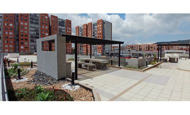 ACSI 1173. Se arrienda apartamento en Madrid. Conjunto Oliva.