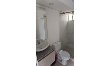 ACSI 1173. Se arrienda apartamento en Madrid. Conjunto Oliva.