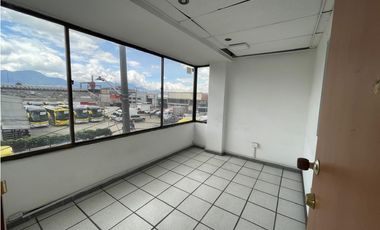 ARRIENDO LOCAL EN MONTEVIDEO