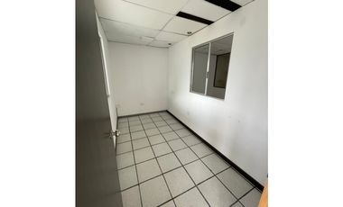 ARRIENDO LOCAL EN MONTEVIDEO