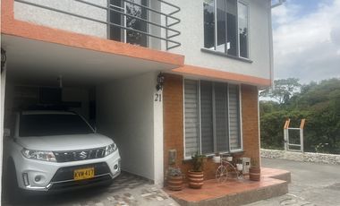 VENTA CASA EN CONJUNTO CERRADO - CIRCASIA QUINDIO