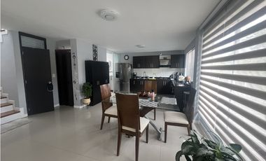 VENTA CASA EN CONJUNTO CERRADO - CIRCASIA QUINDIO