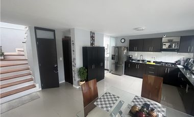 VENTA CASA EN CONJUNTO CERRADO - CIRCASIA QUINDIO
