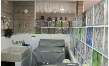 COMPRA ESTA HERMOSA CASA UNIFAMILIAR EN UNIDAD RESIDENCIAL