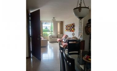COMPRA ESTA HERMOSA CASA UNIFAMILIAR EN UNIDAD RESIDENCIAL