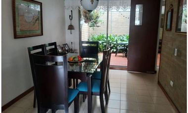 COMPRA ESTA HERMOSA CASA UNIFAMILIAR EN UNIDAD RESIDENCIAL