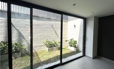 Vendo casa en sector Lotus. Rionegro