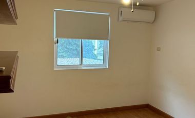 CASA EN RENTA CONTRY LA SILLA