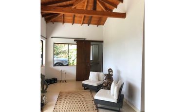 VENTA DE CASA CAMPESTRE EN VEREDA EN EL CARMEN