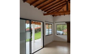 VENTA DE CASA CAMPESTRE EN VEREDA EN EL CARMEN