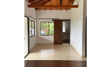 VENTA DE CASA CAMPESTRE EN VEREDA EN EL CARMEN