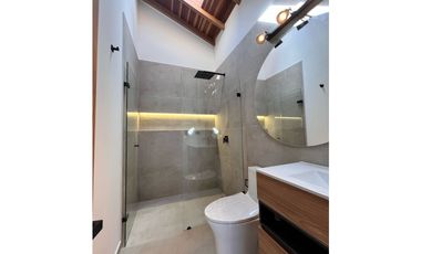 VENTA DE CASA EN UNIDAD EN LA CEJA