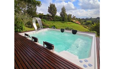 VENTA DE CASA CAMPESTRE CON CASA MAYORDOMO EN UNIDAD EN SAN VICENTE
