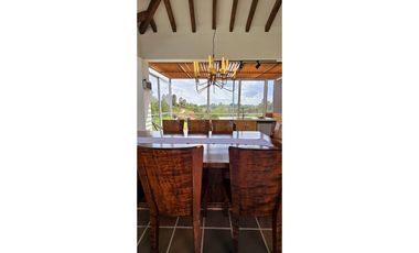 VENTA DE CASA CAMPESTRE CON CASA MAYORDOMO EN UNIDAD EN SAN VICENTE