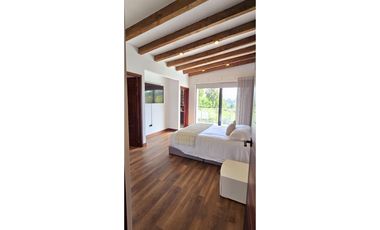 VENTA DE CASA CAMPESTRE CON CASA MAYORDOMO EN UNIDAD EN SAN VICENTE